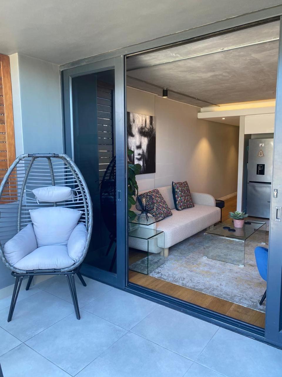 Modern Apartment In The Docklands, De Waterkant, Cape Town Stunning Views, Gorgeous Pool Deck Екстер'єр фото